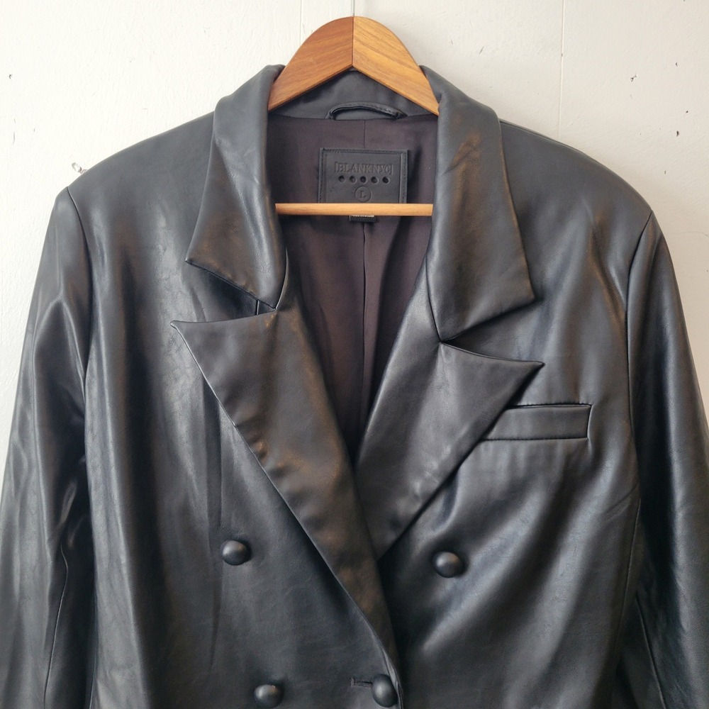 BLANKNYC Black Faux Leather Double Breasted Blazer Jacket Sz L Pockets Business - Picture 5 of 16
